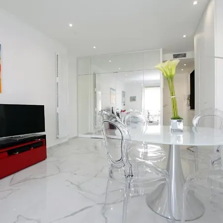 דירה La Croisette Elegant Avec Balcon Et Vue Apercu